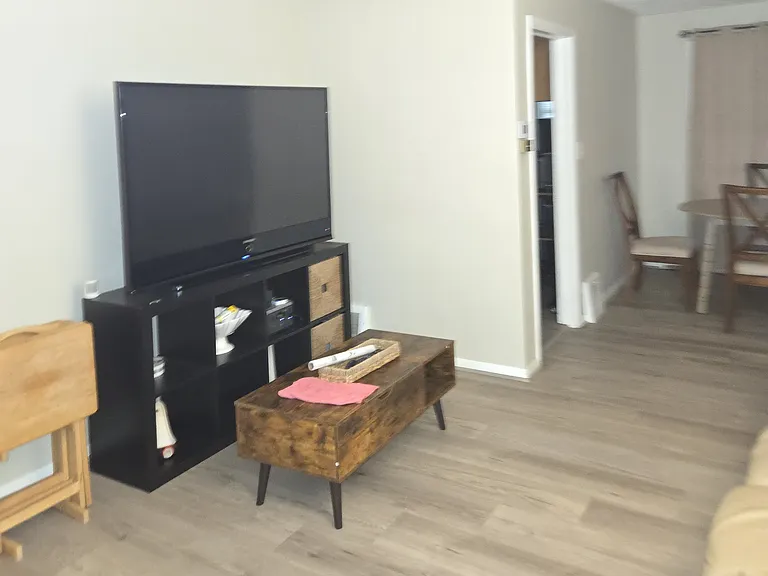 21711 S Lakeshore Blvd — Photo 11
