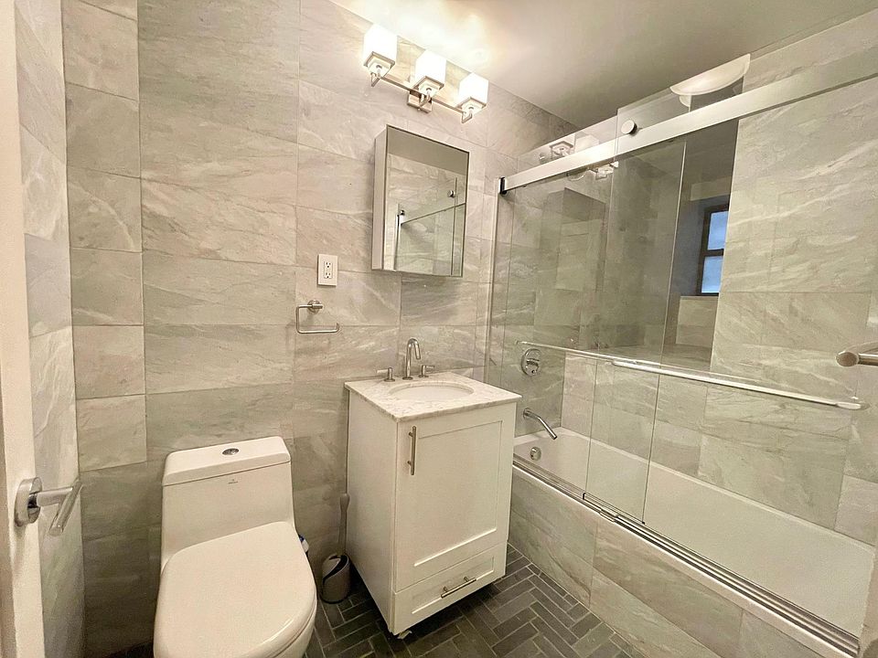 1st image of 361 E 50th St APT 2A