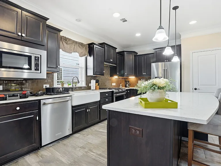 10 Chicory Ct — Photo 17