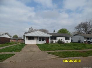 3103 Oliver St, Bossier City, LA 71112