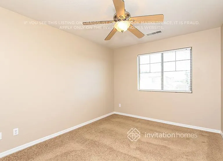 1922 W Faria Ln — Photo 10