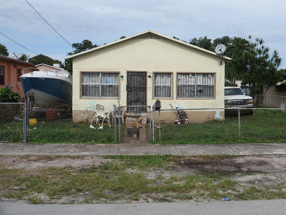 1st image of 1631 NW 152nd Ter
