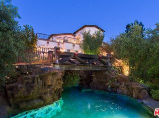 7860 Torreyson Dr, Los Angeles, CA 90046