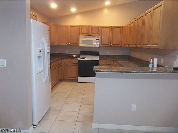 5th image of 918 Plumosa Ave