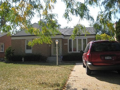 1st image of 8332 N Caldwell Ave