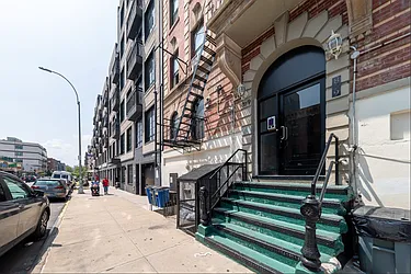 Rented by Platinum Properties