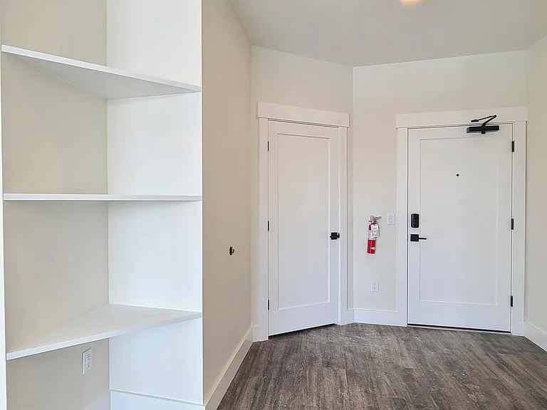 64 Aiken St #304 — Photo 16