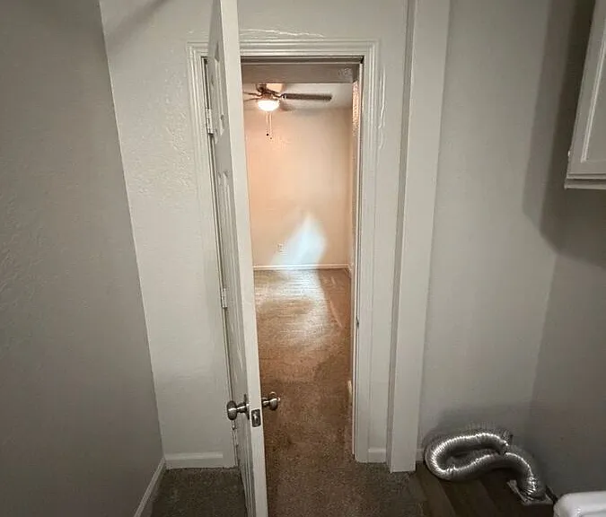 301 E Kansas St — Photo 28