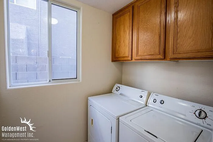 9776 Floweret Ave — Photo 18