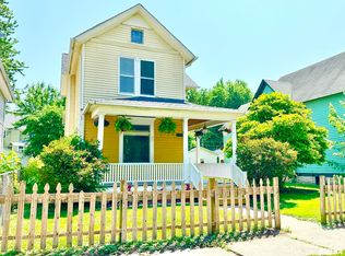 921 22nd St, Rock Island, IL 61201