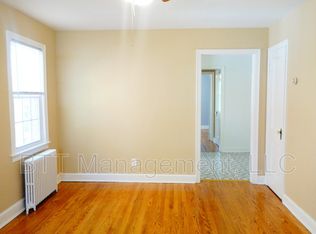 8401 Greenwood Ave APT 6, Takoma Park, MD 20912