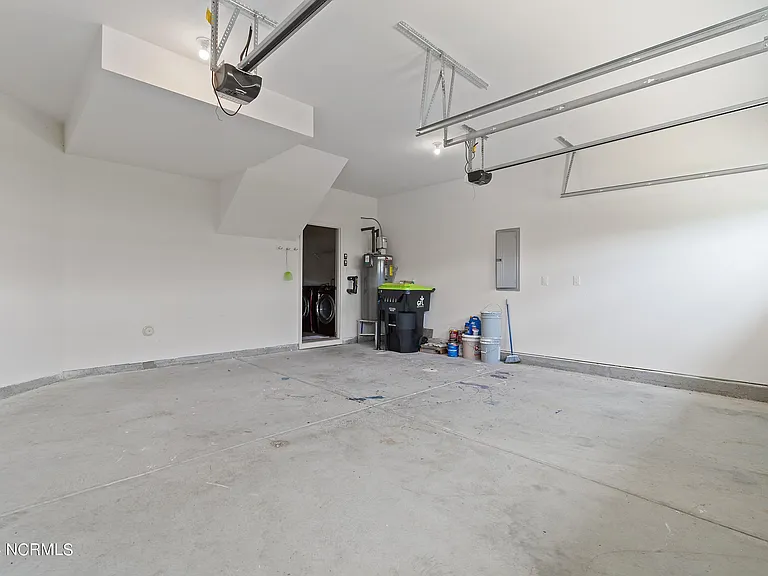 3219 Bay Winds Dr — Photo 26