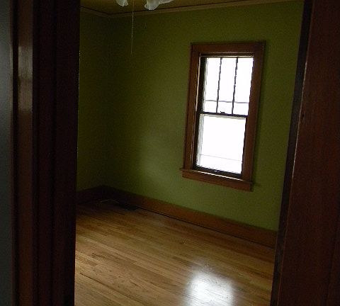 4th image of 4503 William St