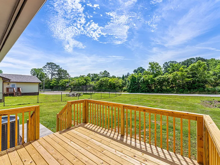 105 Meadowlark Dr — Photo 29