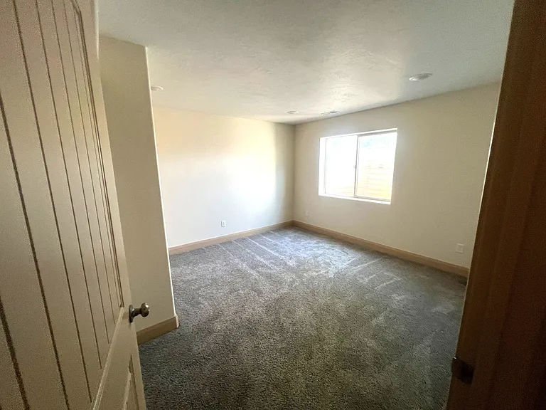320 S 1125th Way W — Photo 15