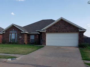 6051 Laci Ln, Wichita Falls, TX 76310