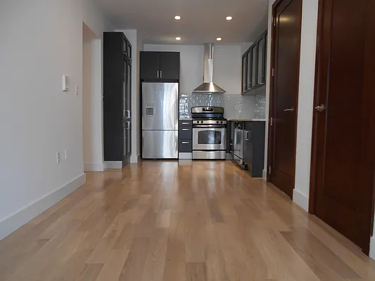 Rented by NY Space Finders Inc. | media 14