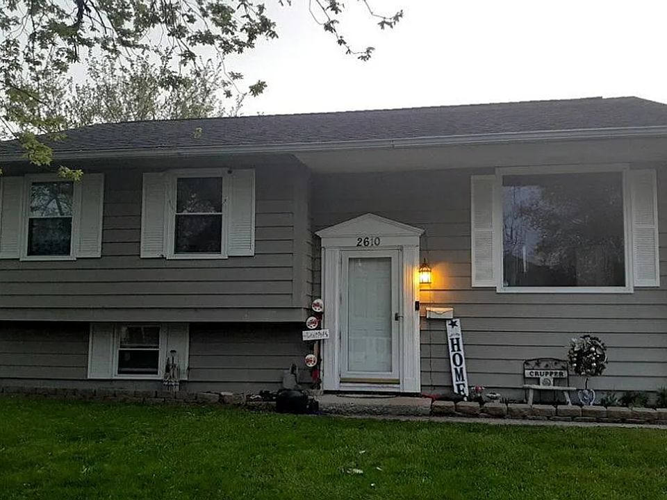 1st image of 2610 Summerfield Dr
