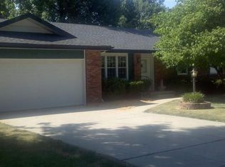 752 E Greenwood St, Springfield, MO 65807