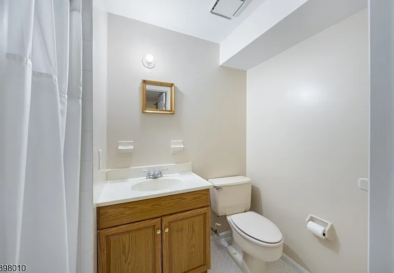 1 Avery Ct — Photo 40