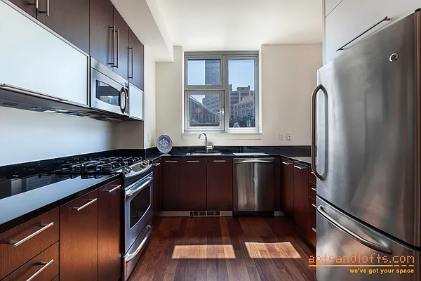 Sold by aptsandlofts.com | media 6