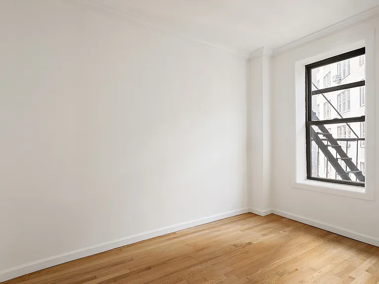 65 Bank St #24 — Photo 3