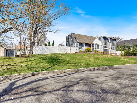 5th image of 707 Prospect Place