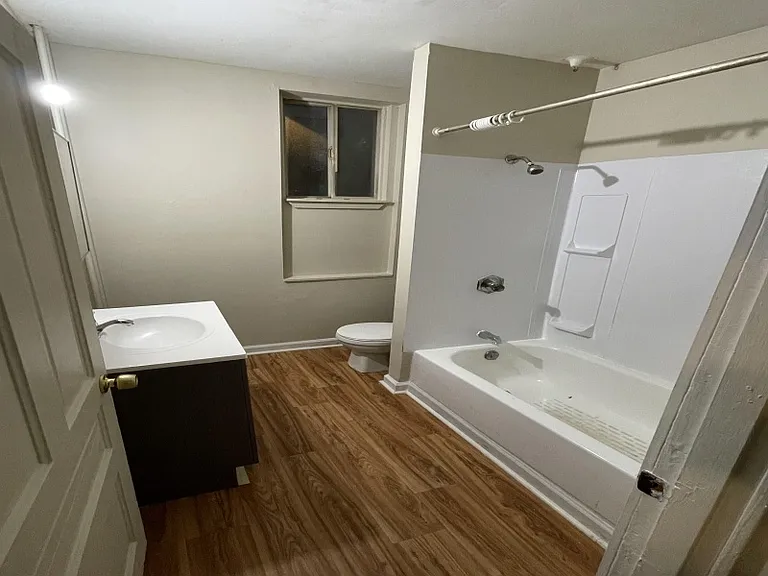 610 Ontario St #2 — Photo 7