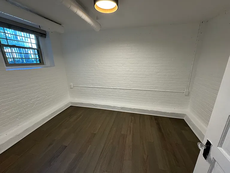 11433 Ashbury Ave #1 — Photo 38