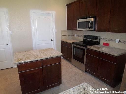 5th image of 21423 LA PENA DR