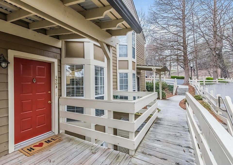 1st image of 1503 Riverview Dr SE #1503