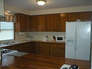 2nd image of 206 Jennings St