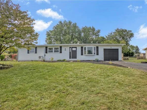 5505 Colony Dr E, Bethlehem, PA 18017