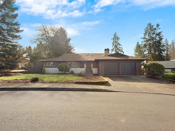 620 NW Queens Ct, Hillsboro, OR 97124