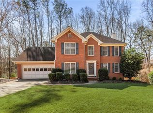 2352 Shore View Ct, Suwanee, GA 30024