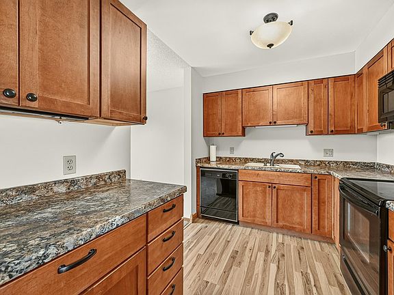4th image of 317 6th Ave SW APT 309