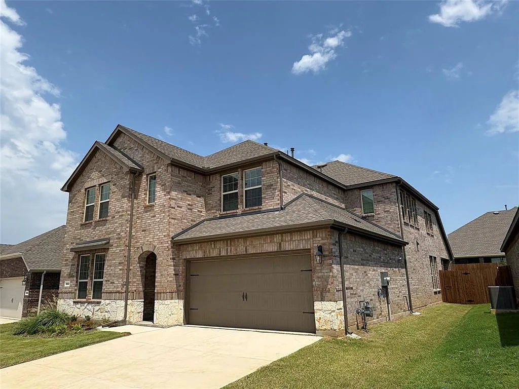 Picture 2 - 9817 Cherrywood Way