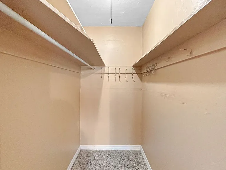 11400 2nd St E — Photo 17