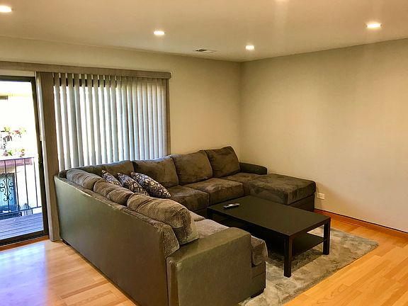 3rd image of 8528 W Catherine Ave Unit 3S