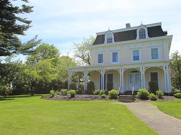 2nd image of 110 Mount Pleasant Ave