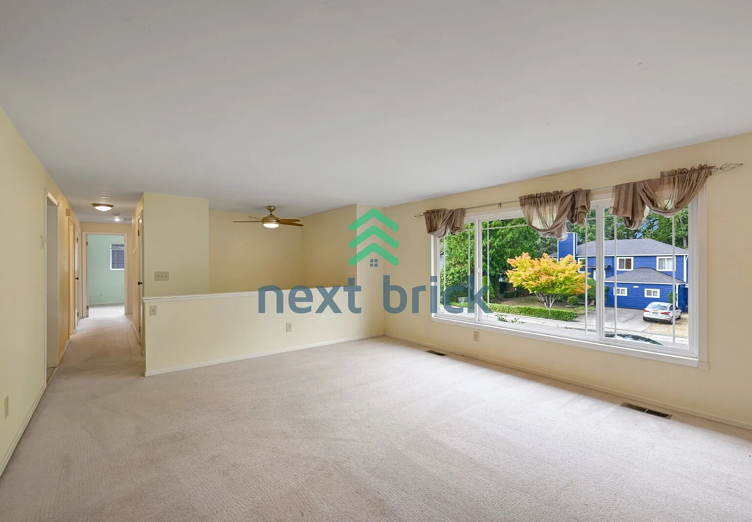 Spacious 4-Bedroom Retreat with 3 Full Baths in the Heart of Redmond 2,490 Sq Ft of Comfort! — Photo 2