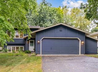 4727 W Wind Trl, Eagan, MN 55122