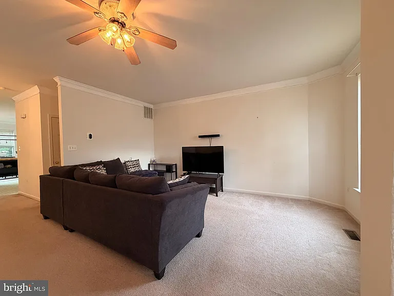 4663 Flatlick Branch Dr — Photo 4