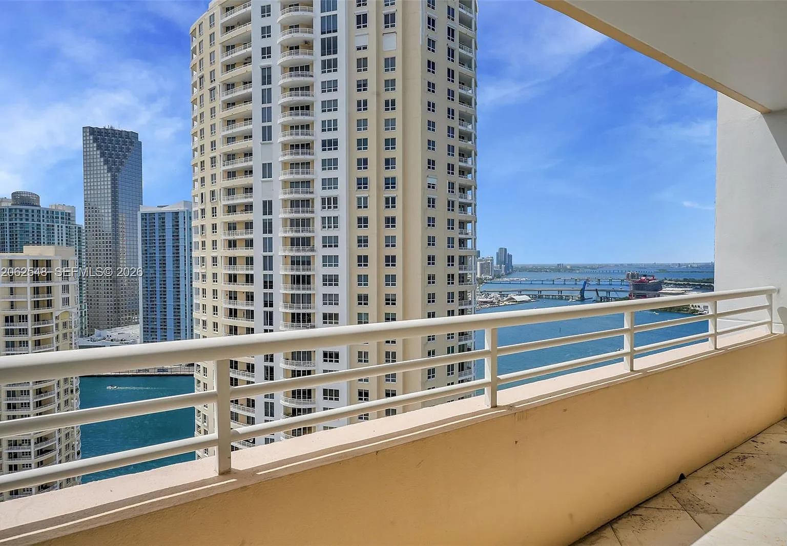 Two Tequesta Point Condo — Photo 2