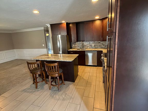 5th image of 19 Main St APT 1A