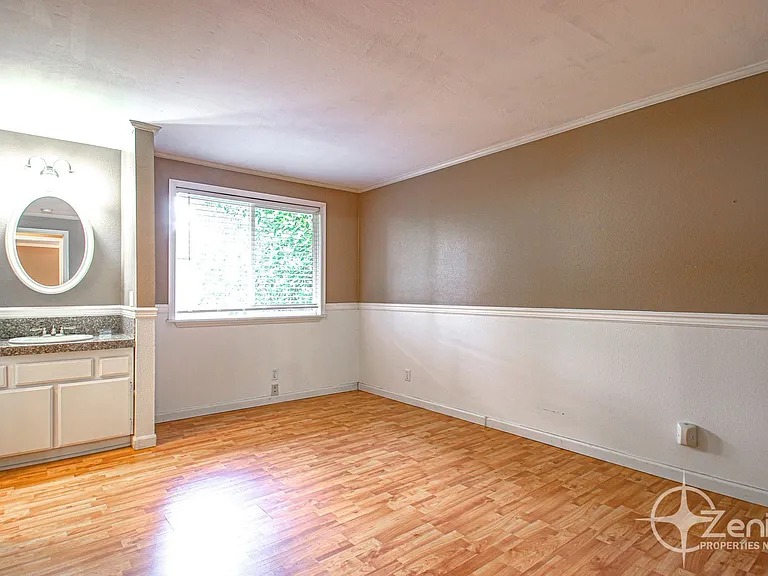 15012 NE 6th St — Photo 24