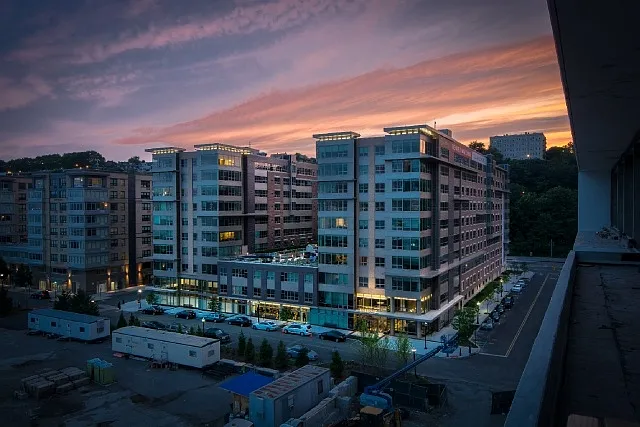 RiverParc at Port Imperial — Photo 50