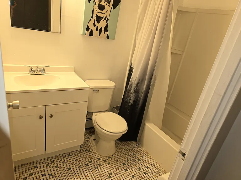 1010 Fountain St — Photo 5