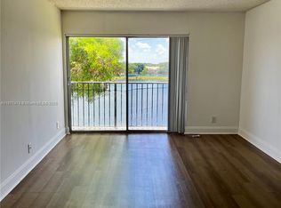8600 N Sherman Cir APT 405, Hollywood, FL 33025