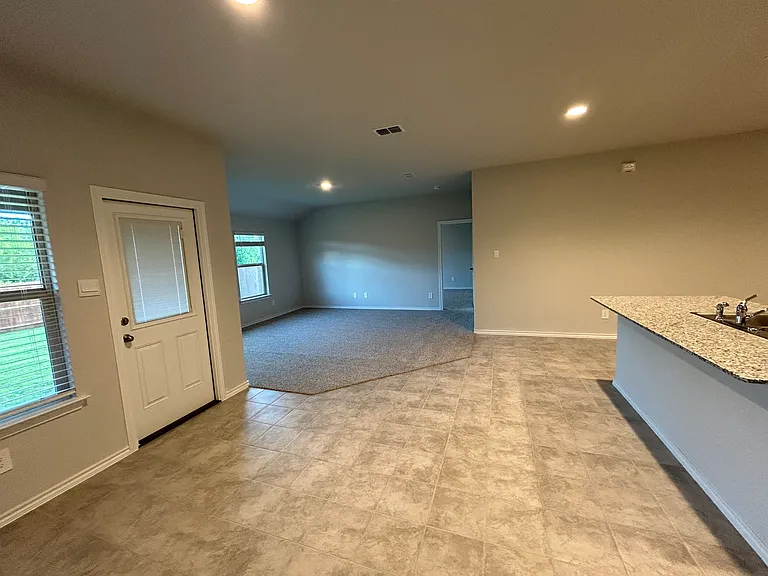 108 Piping Rock Dr — Photo 10